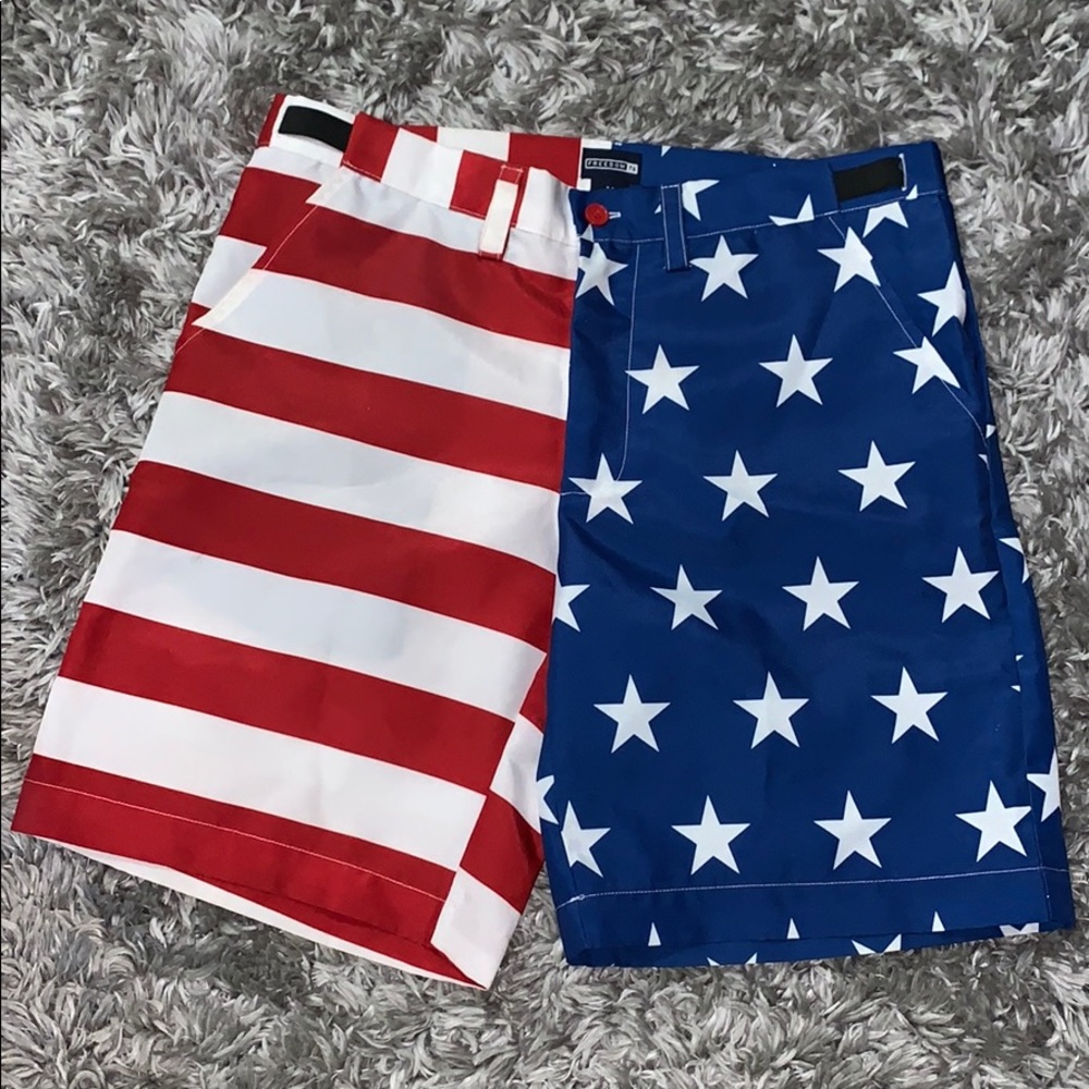 Freedom 76 men’s medium patriotic shorts.